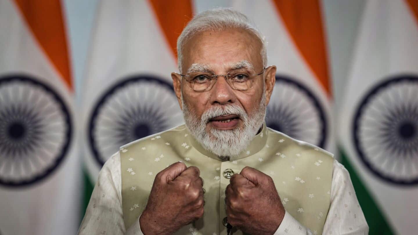 Narendra Modi asks SIAM to build Viksit Bharat by 2047