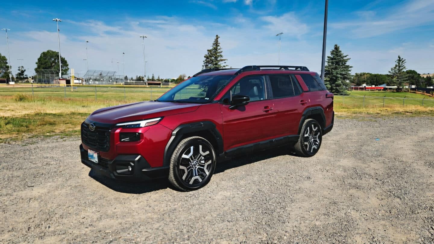 Subaru's 2026 Outback shifts from wagon to boxier SUV