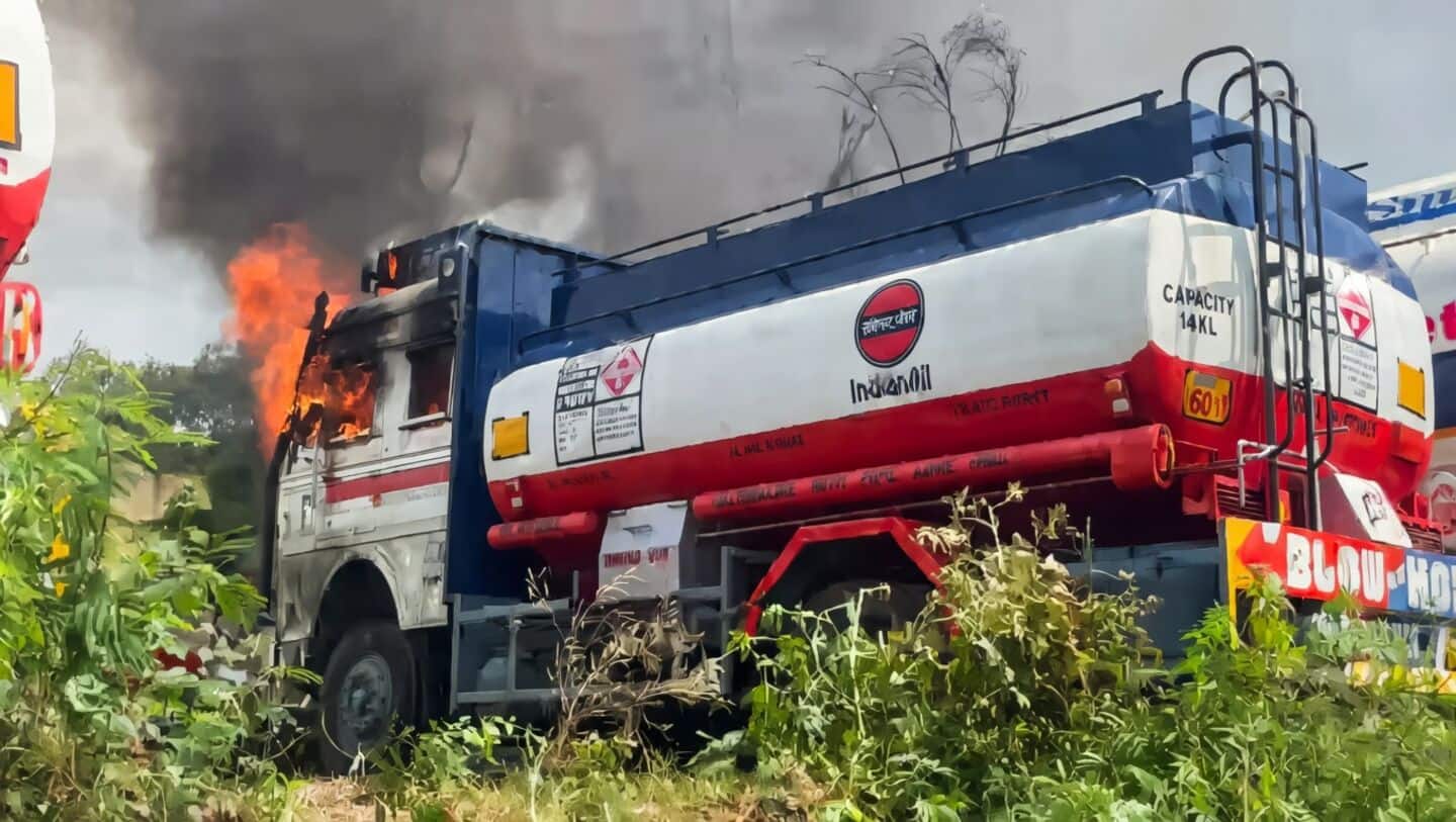 Oil tanker fire near Jammu RTO destroys 2 tankers