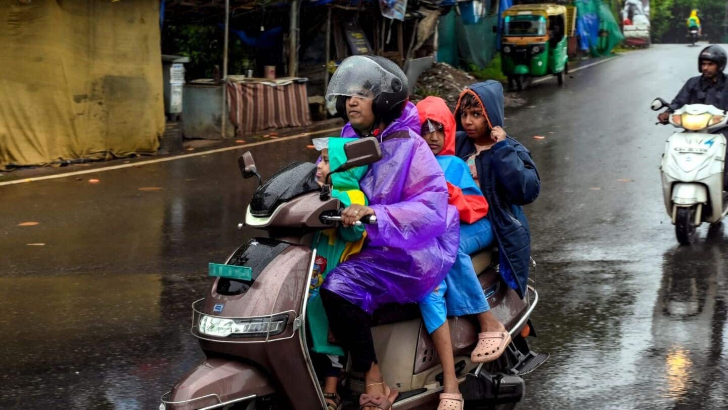 Educational institutions closed in 5 Kerala districts while exams continue