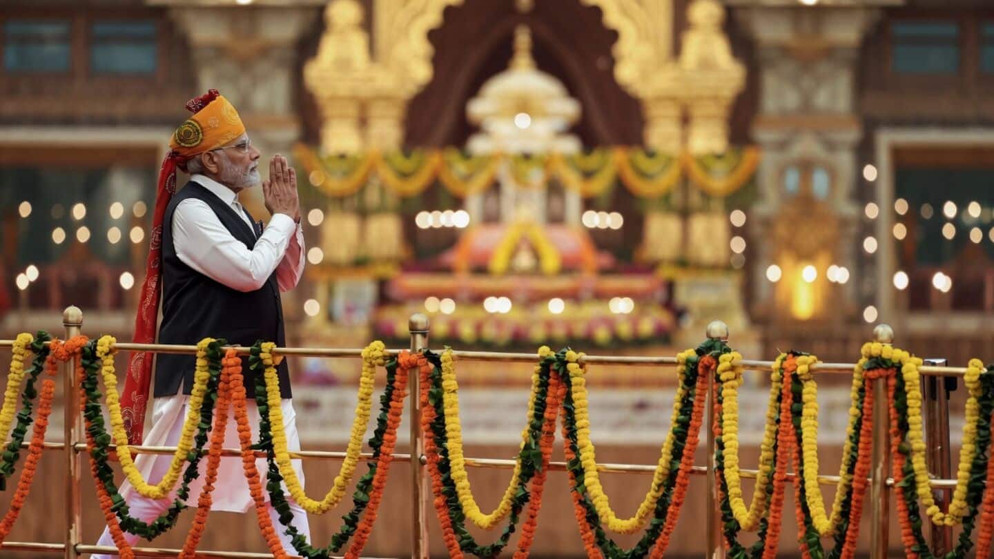 Narendra Modi urges Har Ghar Tiranga to mark 'Vande Mataram'