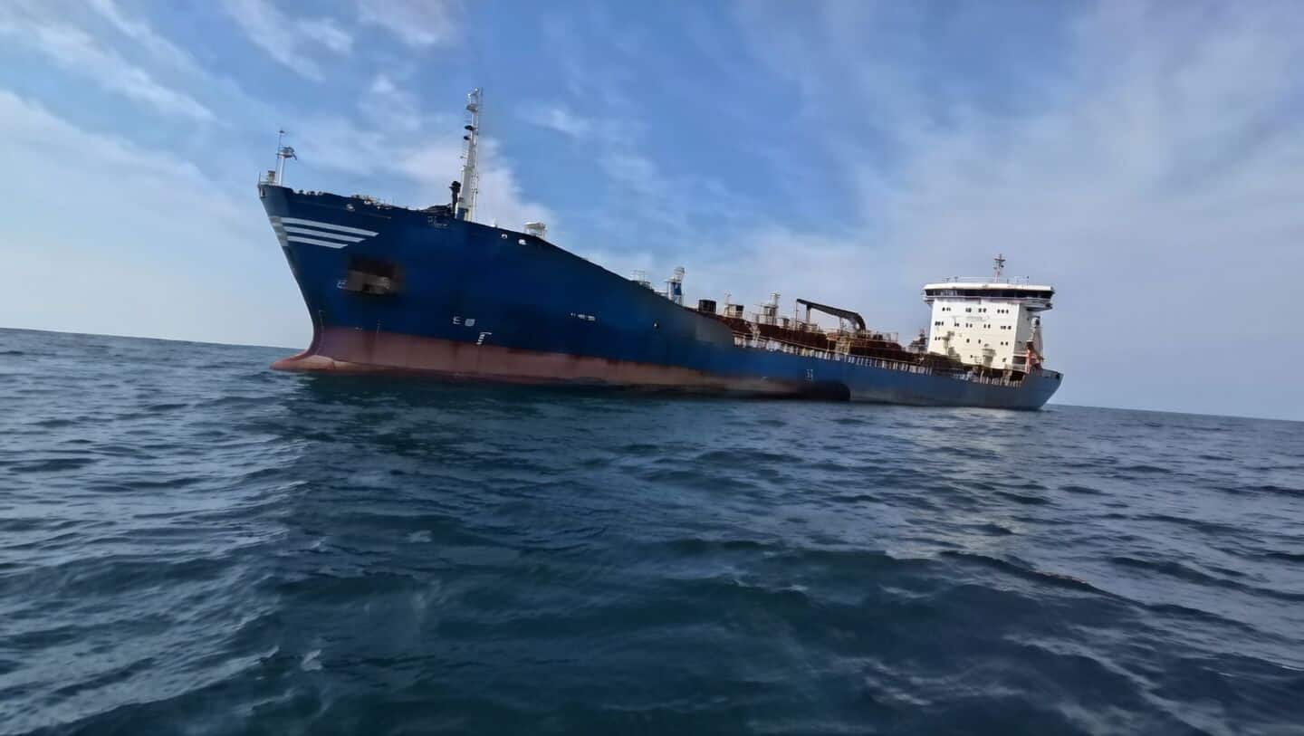 Detained Indian sailors finally on way home from Iran