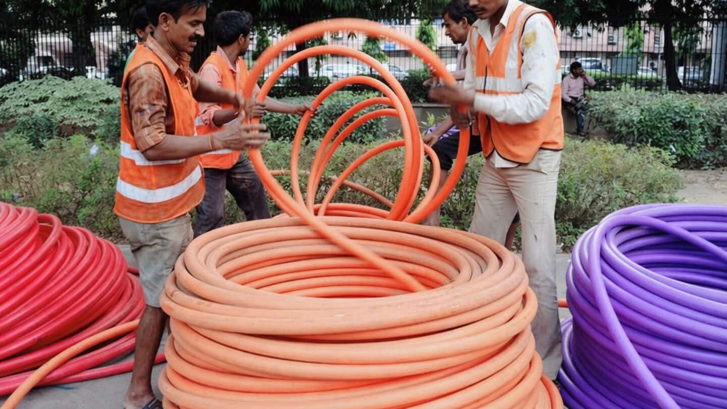 HFCL wins ₹441.53cr export order for optical fiber cables