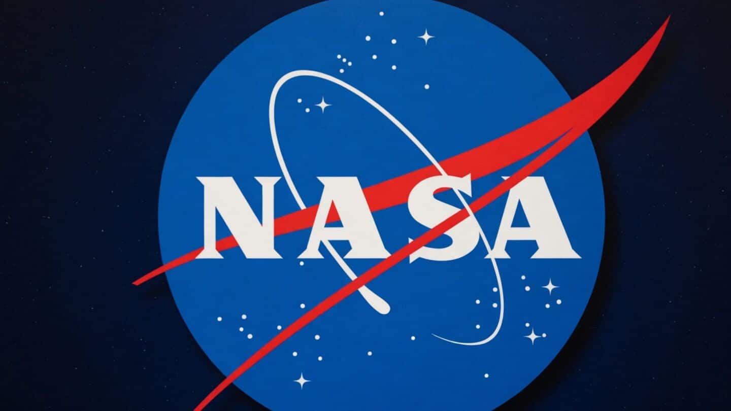 NASA awards nearly $600 million for Moon south pole base