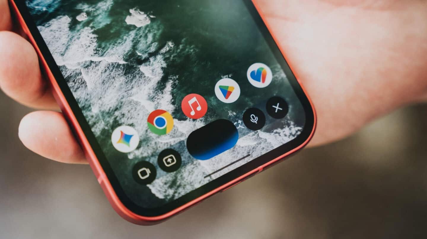 Google updates Gemini live with memory and connected apps
