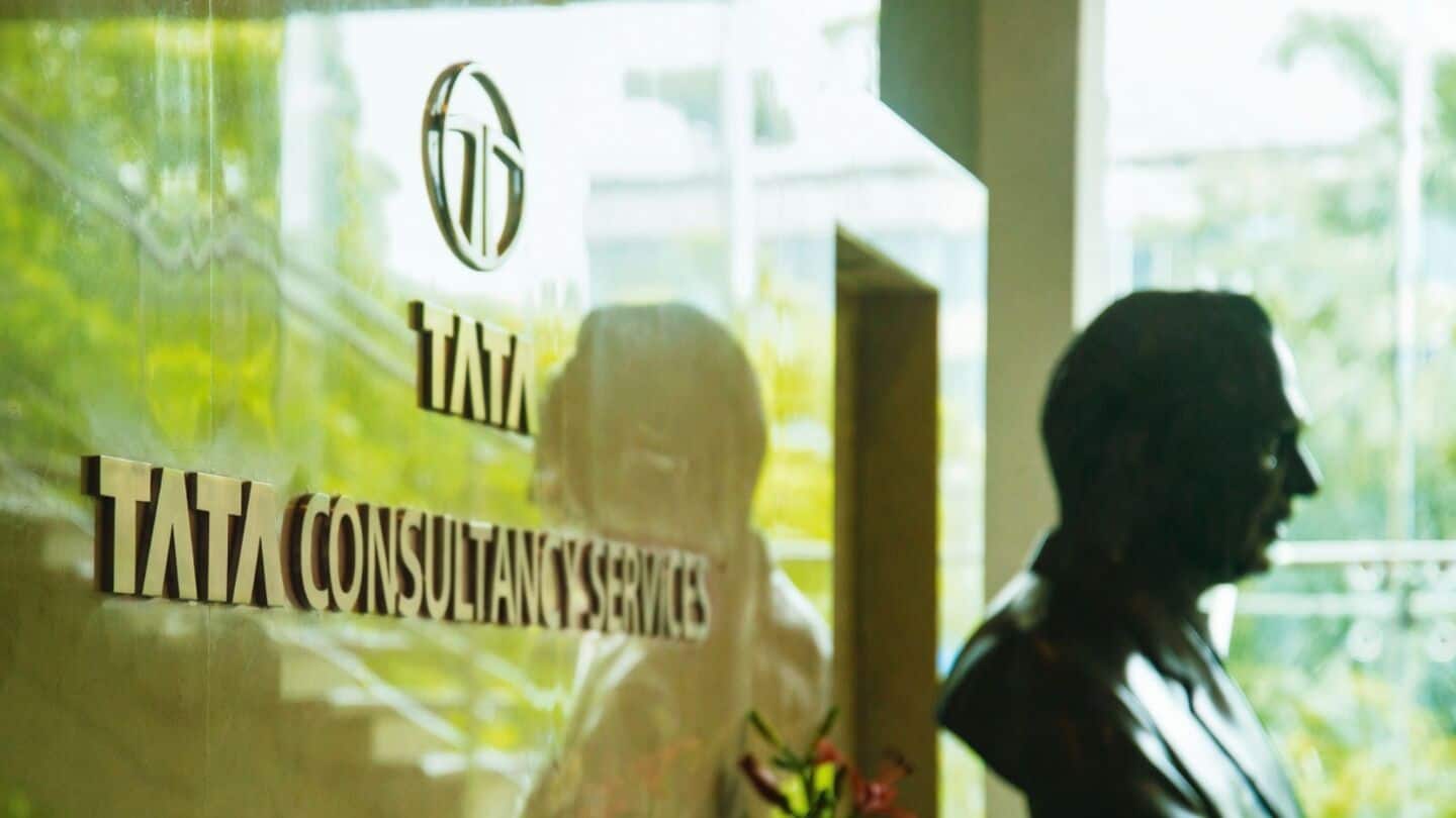 TCS offers outcome-based AI contracts, will migrate to fixed-price