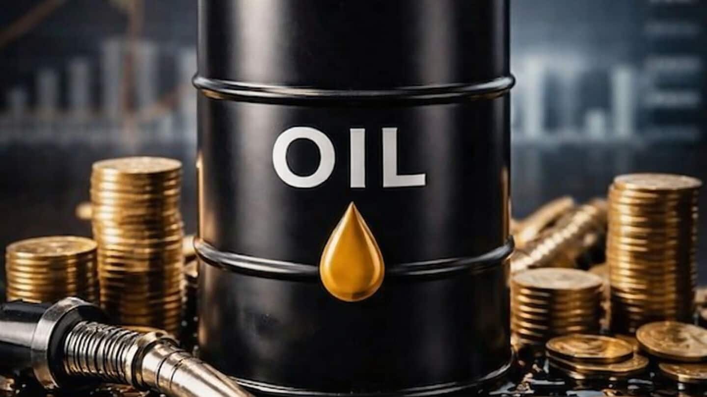 Oil tops $100 after Trump warns US may block Hormuz