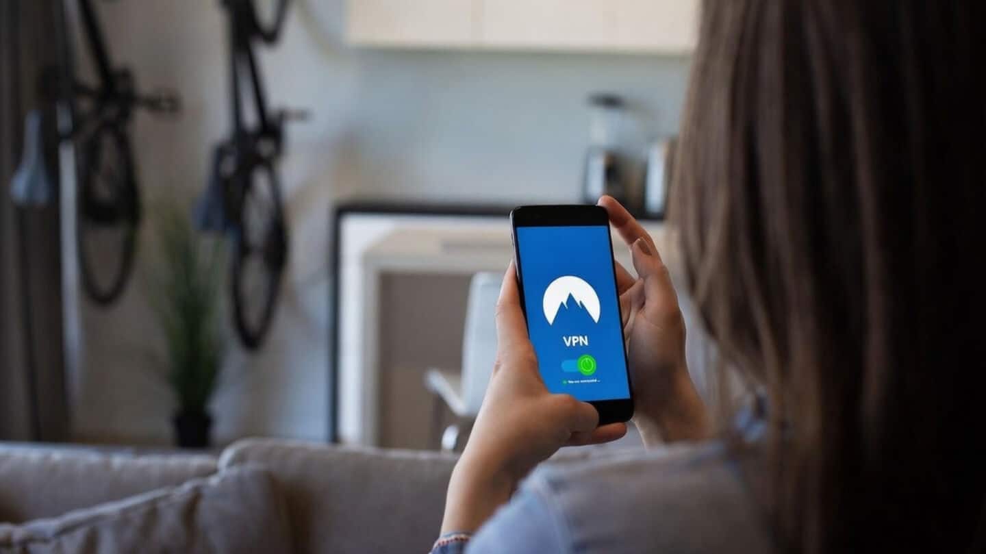 Report: 22 of 30 Russian apps detect VPNs, store data