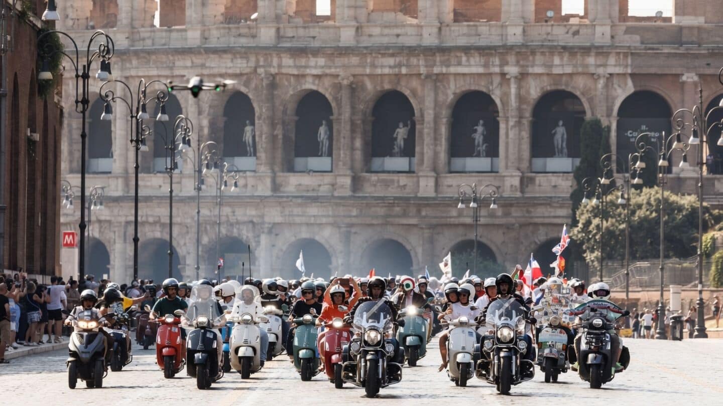 Rome marks Vespa's 80th anniversary with 25,000 scooters parade