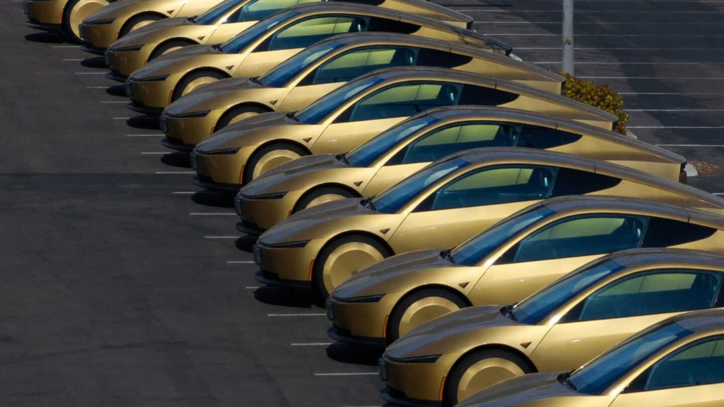 Tesla announces fully autonomous Cybercabs ahead of Austin event