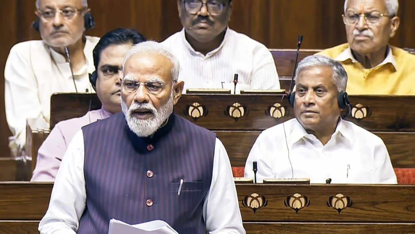 Modi asks states to work with center as 'Team India'