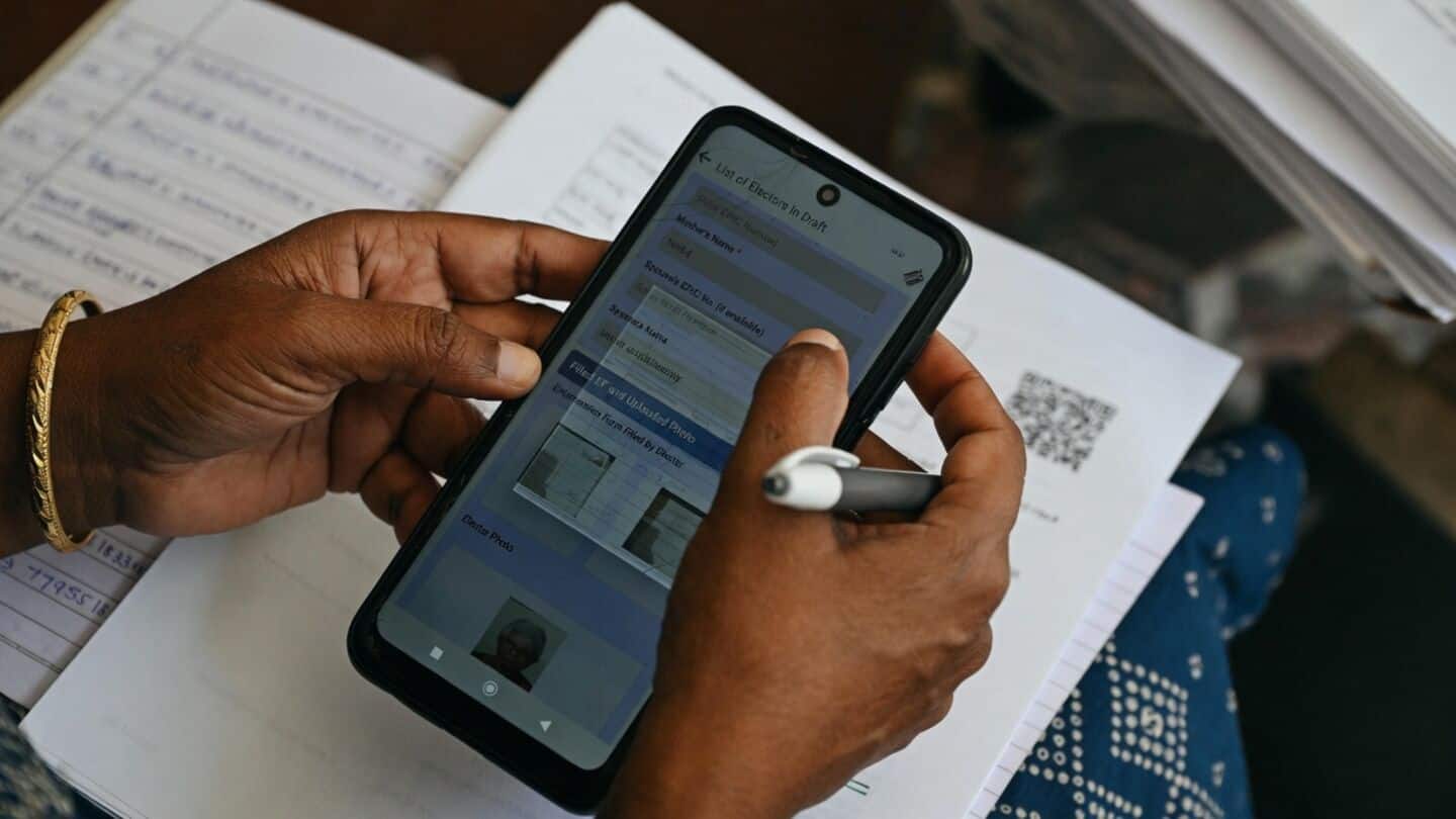 Supreme Court approves nationwide special intensive revision of electoral rolls