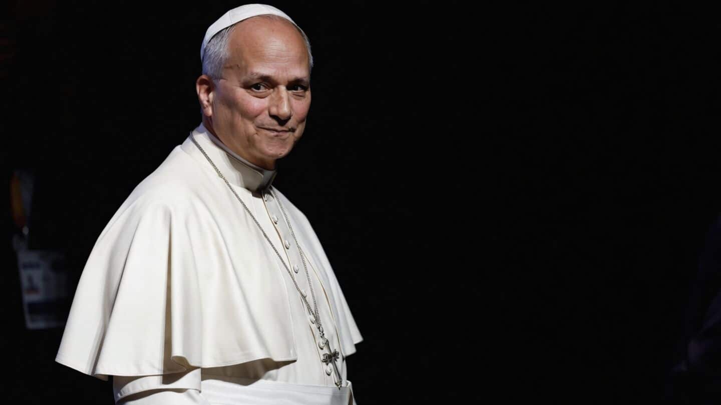 Pope Leo XIV recovering in Rome after lung adenocarcinoma surgery