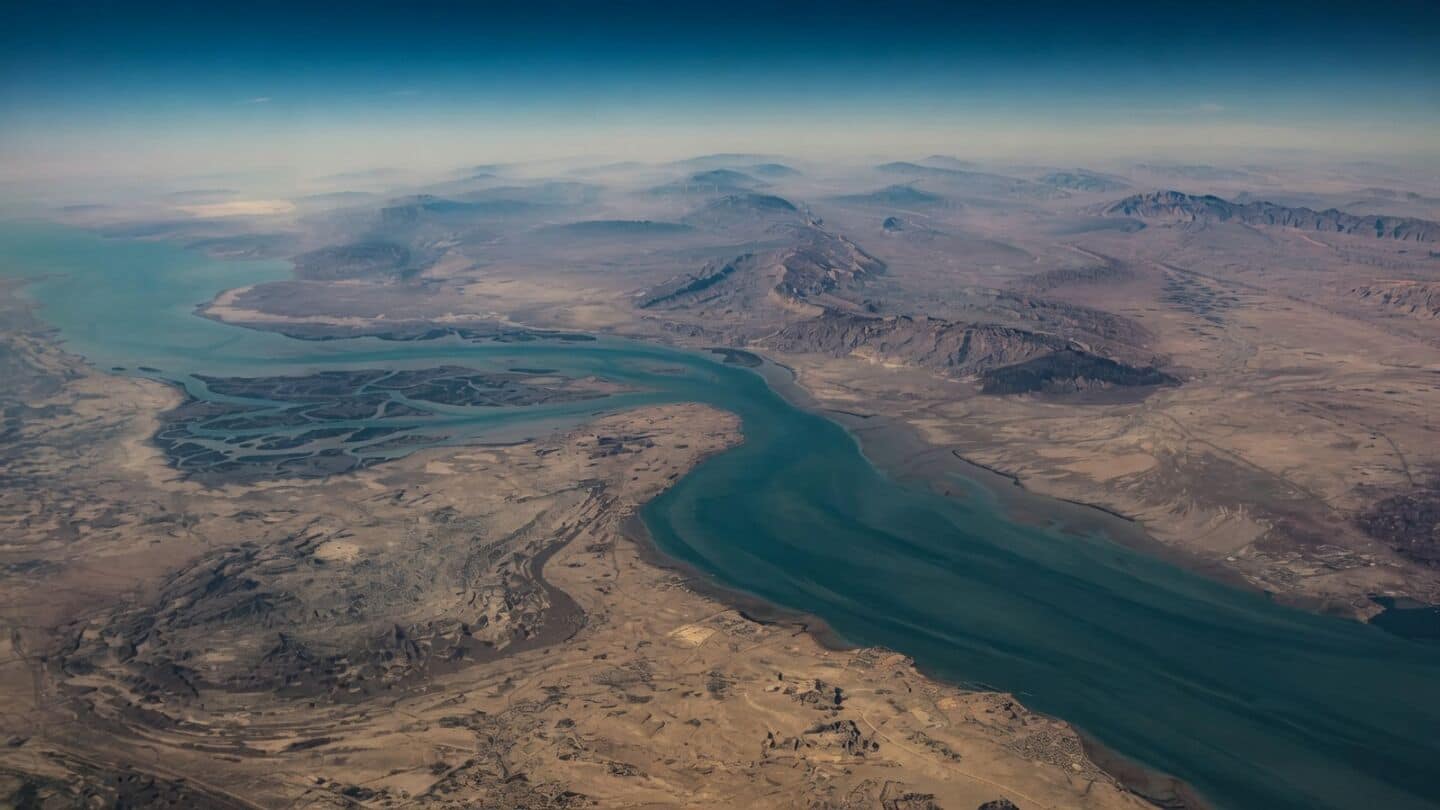 Goldman Sachs warns Strait of Hormuz tensions slow oil recovery