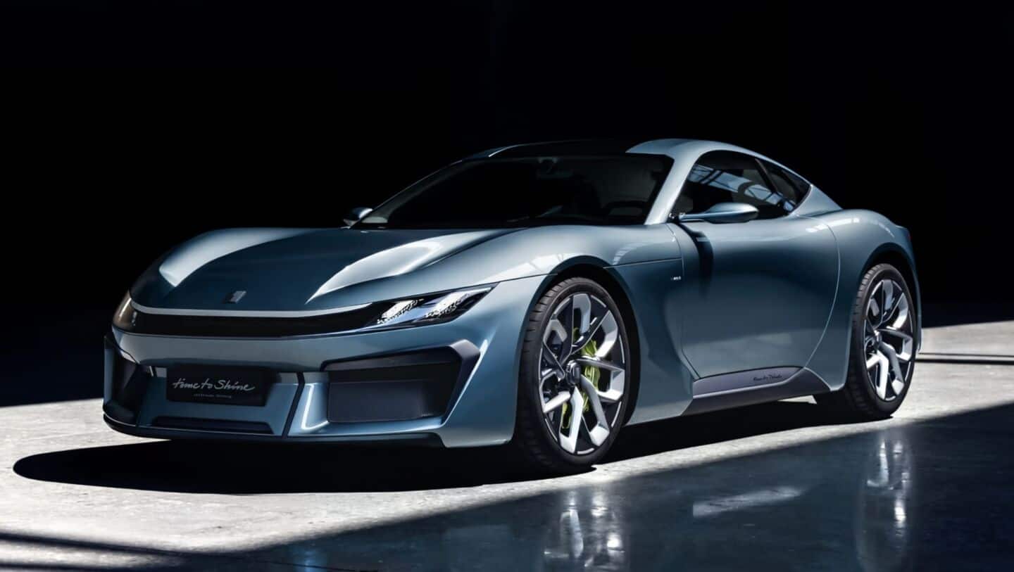 Lynk & Co debuts GT concept marking its 10th anniversary