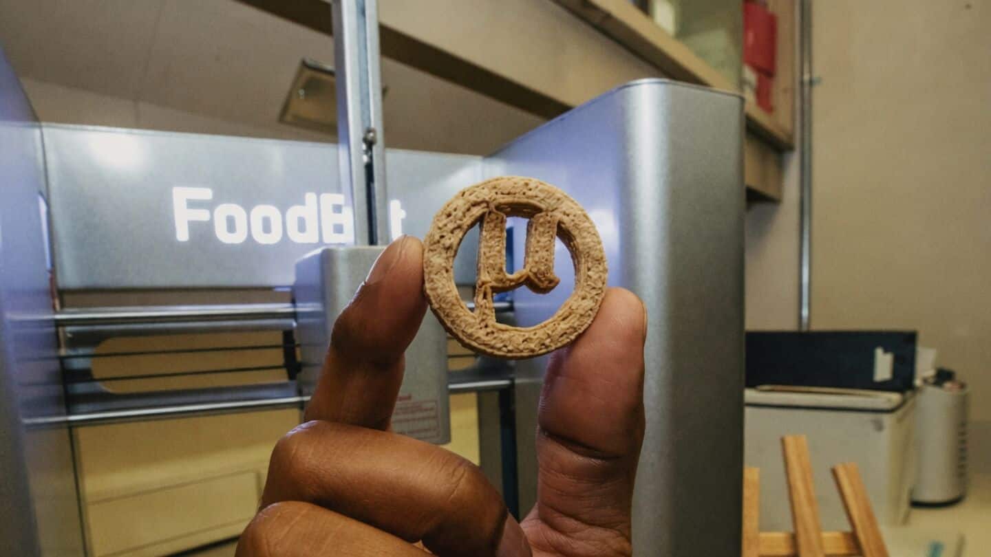 Southern Illinois University Carbondale makes ubites cookies from PET