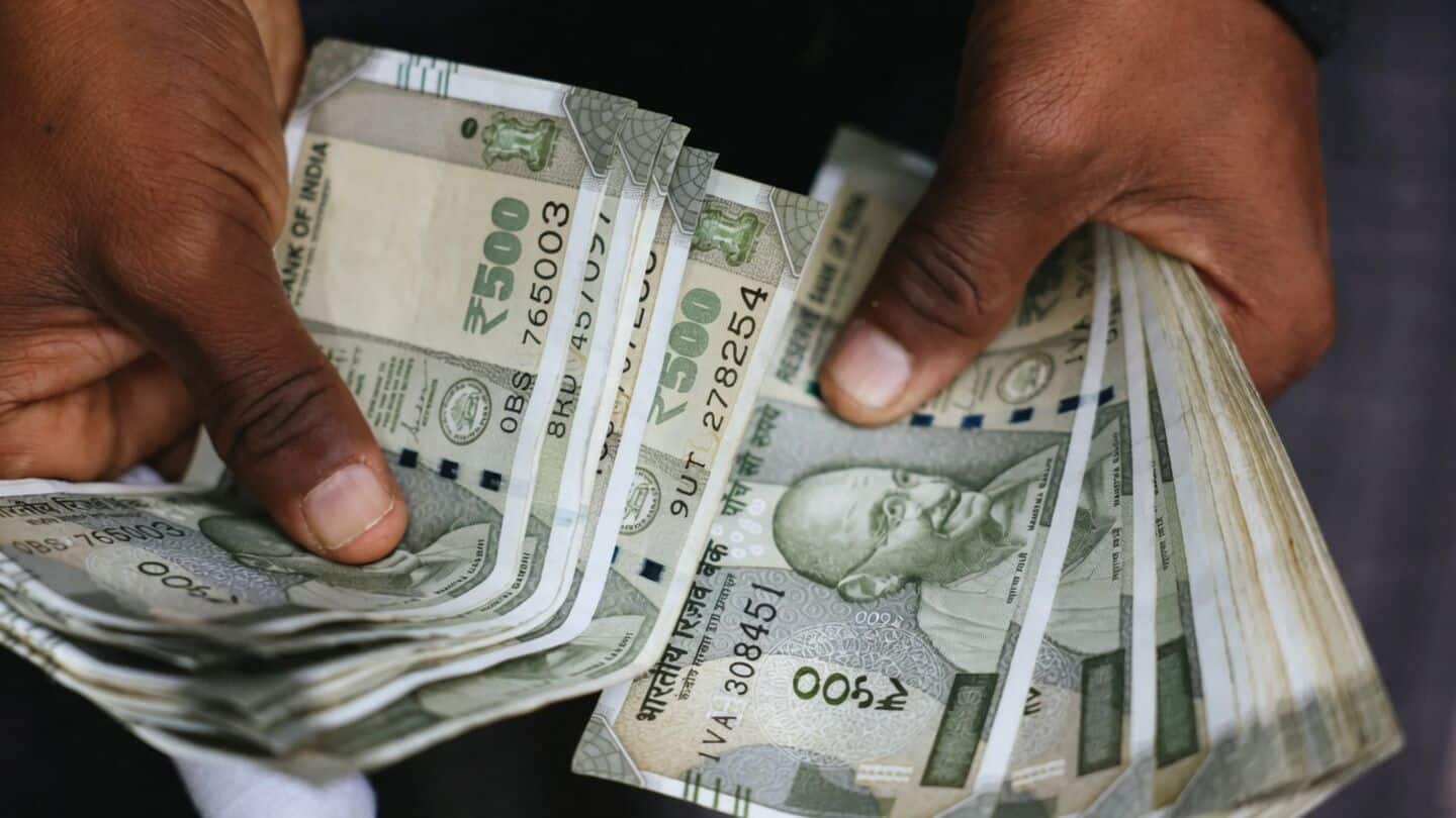 RBI's Murmu says India has 176 billion rupee notes