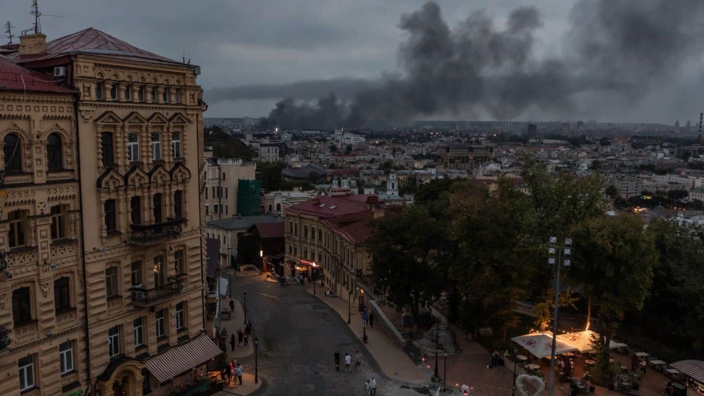 Russia damages Kyiv's northern bridge, drones explode inside Moldova