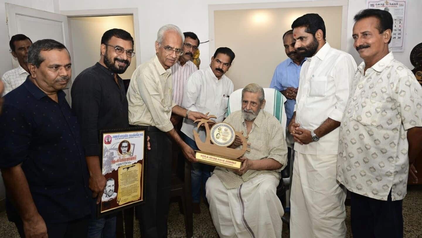 Malayalam veteran Madhu honored with Krishnanjali Award at home