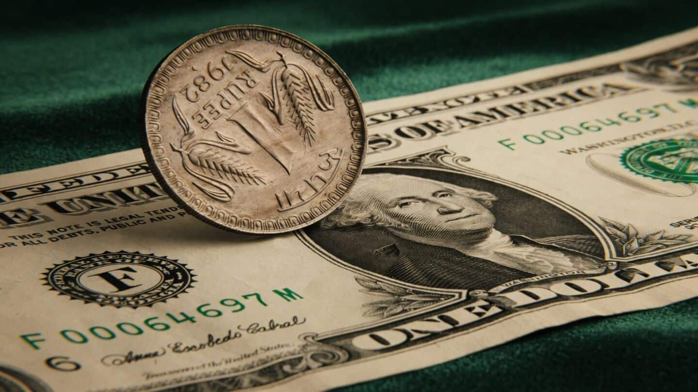 Indian rupee opens at ₹94.30 as oil nears $72