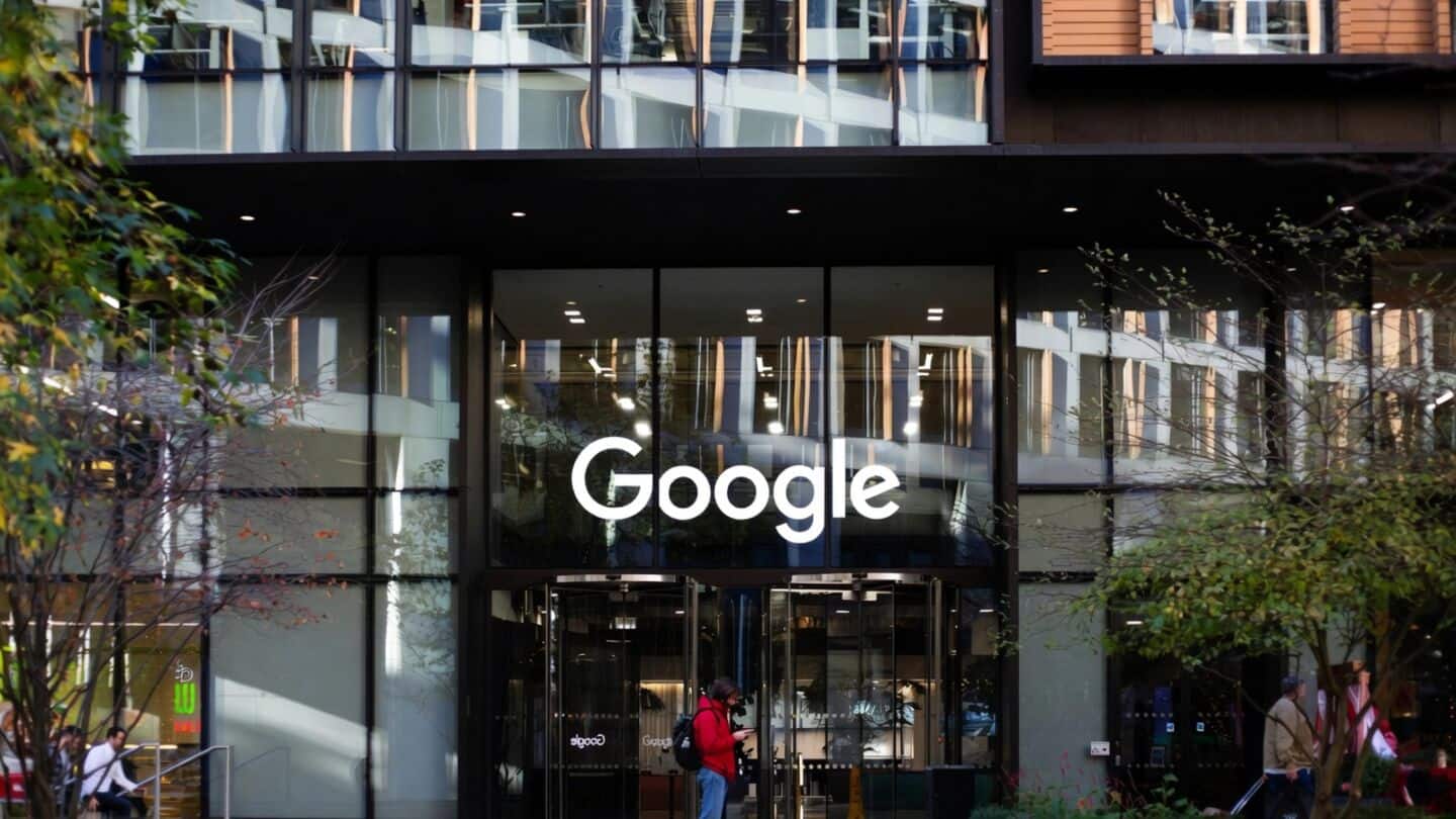 Apple and Google Cloud recruit specialists for digital asset payments