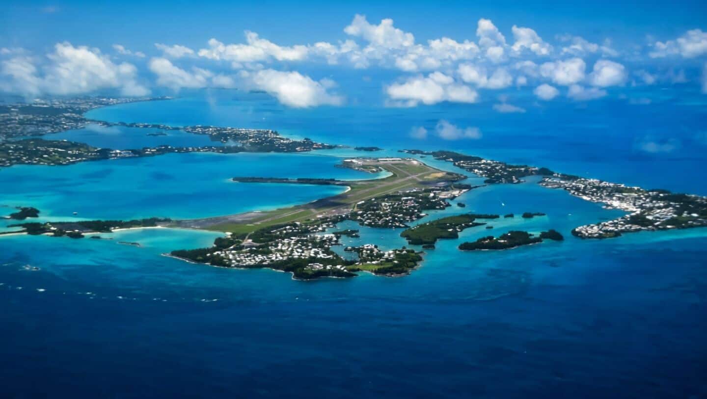 Carnegie Science, Yale discover 'life raft' rock layer beneath Bermuda