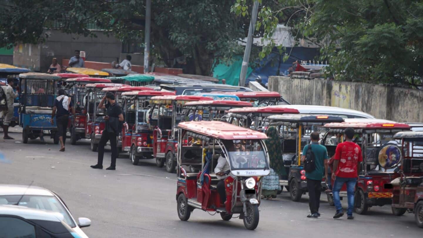 Delhi e-rickshaws stopped after hackers exploited weak Bluetooth battery passwords