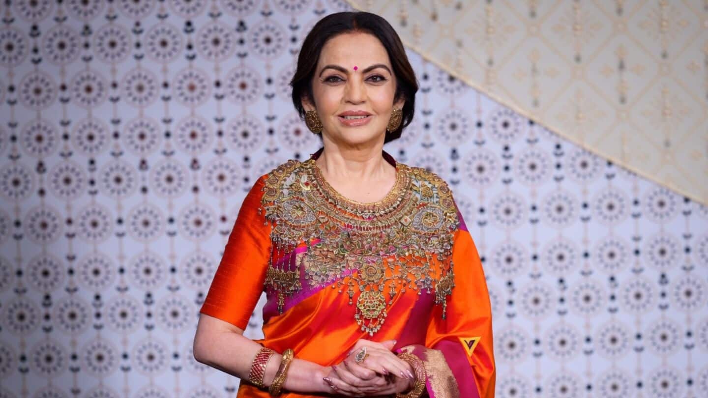 Nita Ambani hosts Antilia Ganpati in sari with statement jewelry