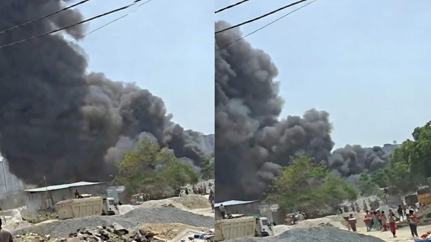 Fire in Kanawani slum in Ghaziabad destroys around 150 homes