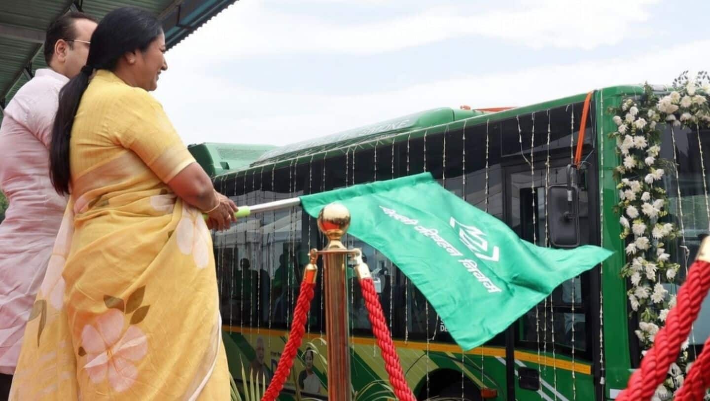 Delhi rolls out 200 electric busses, 4,550 city busses electric