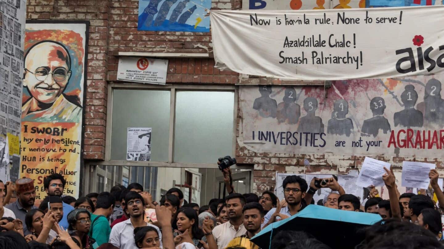 JNU students hold Umar Khalid's 'Fractured Communities's discussion outdoors