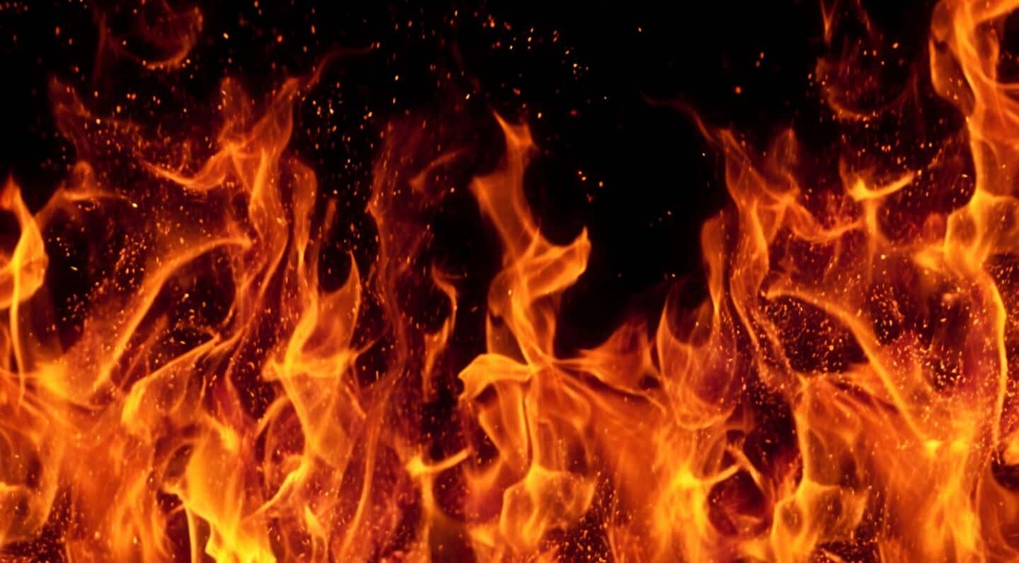 Firefighters rescue 7 students from 'American Library' Bhabua blaze