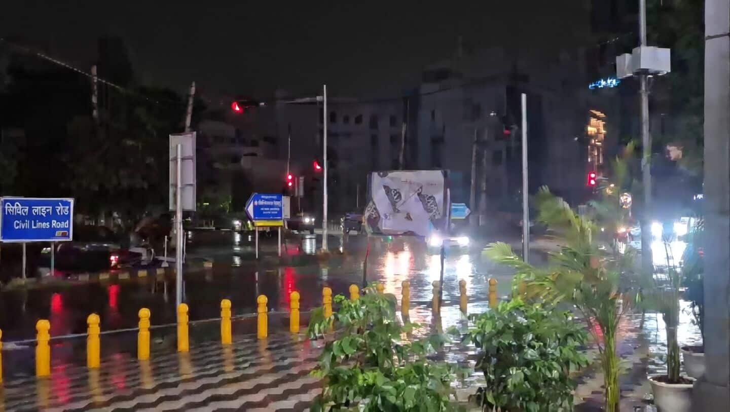 Delhi-NCR hailstorm and heavy rain cause major travel disruptions