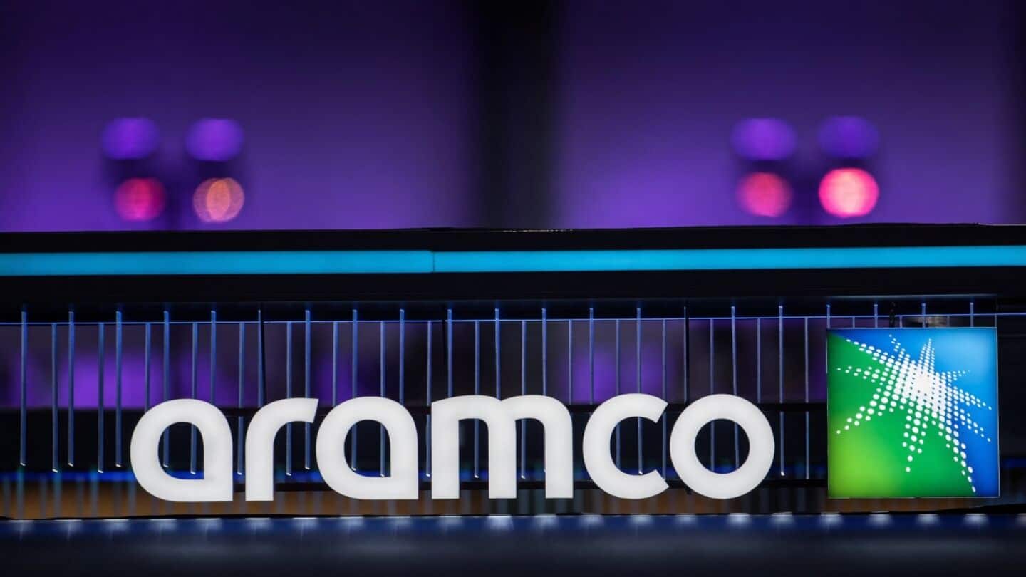 Saudi Aramco reroutes shipments to Yanbu, considers pipeline expansion