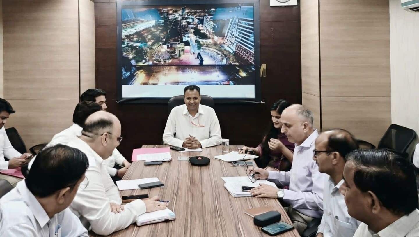Lalit Jain announces QR coded ID cards for Haryana census