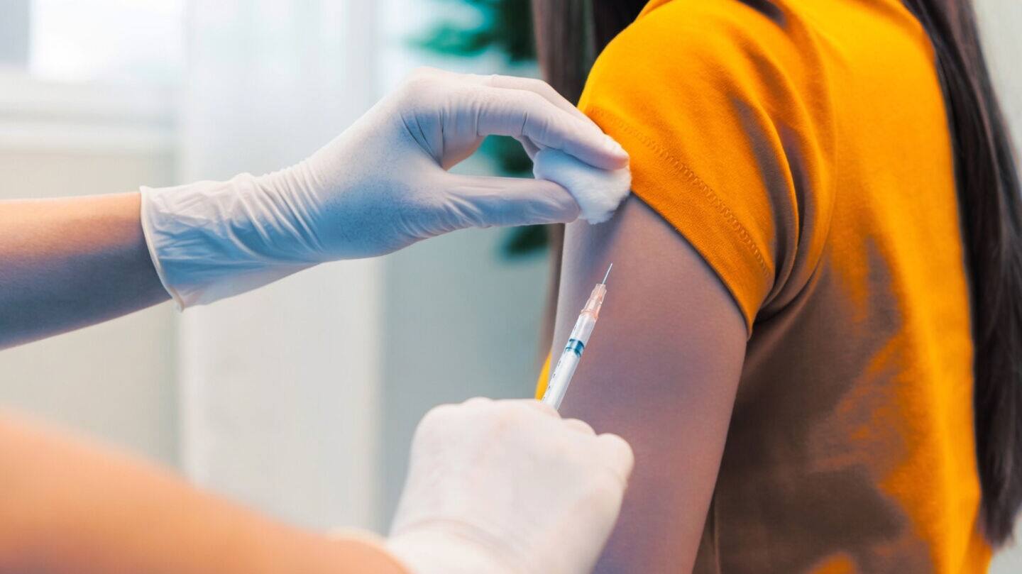 Lancet review: mRNA vaccines safe, highly effective, could treat cancer