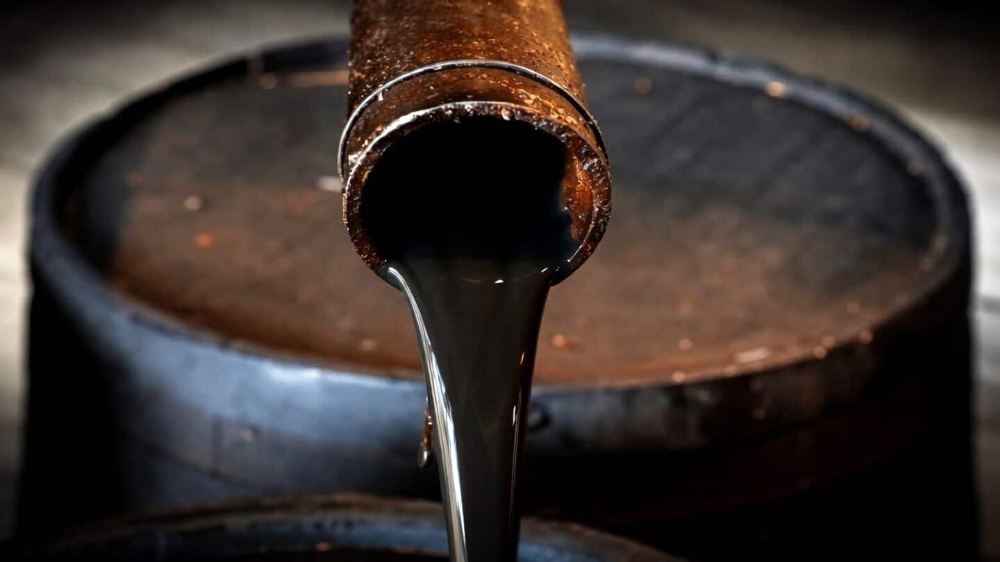 Brent $85.88 as Iran urges Houthis prepare Red Sea disruption