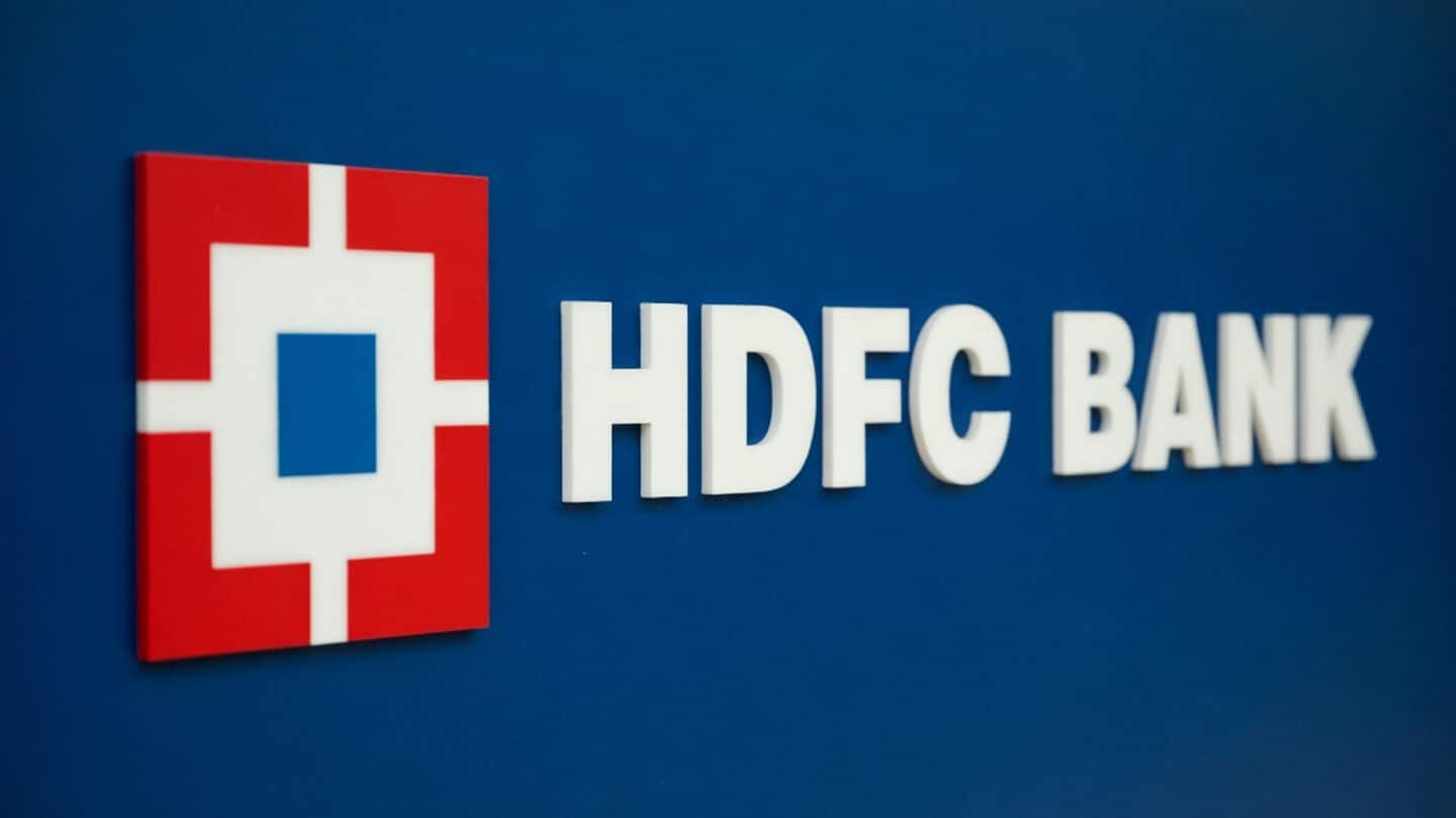 HDFC Bank, Kotak Mahindra CEOs to step down, raising questions