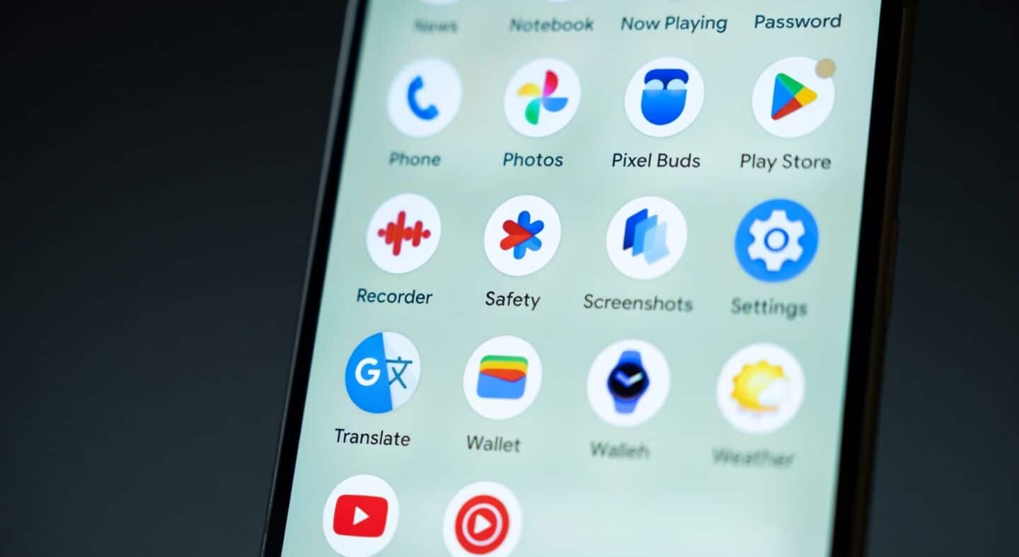 Google updates Pixel Recorder app with Pixel 11 style icon