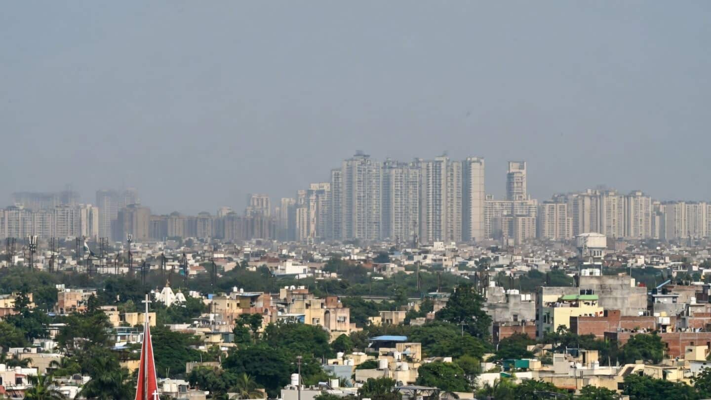 Delhi doubles authorized parking fees and shifts government staff timings