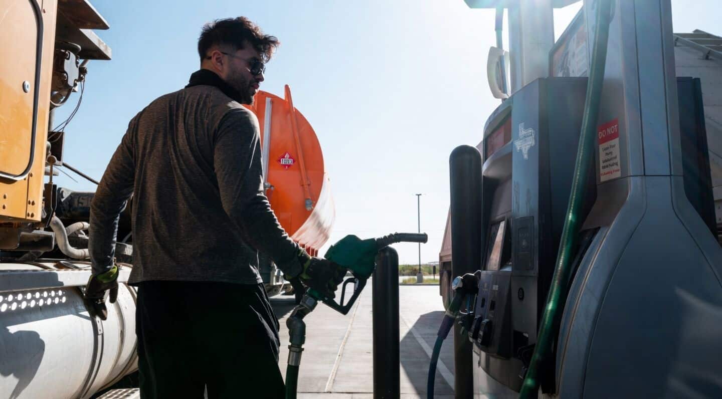 US diesel tops 2022 record at $5.85, disrupting deliveries