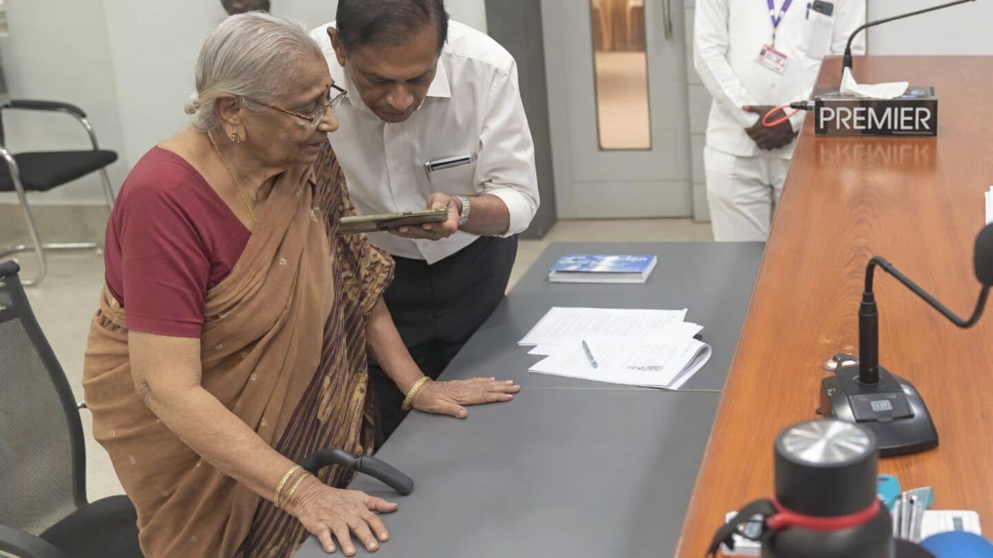 Kondragunta Mahalakshmamma seeks Indian citizenship to return to Andhra Pradesh