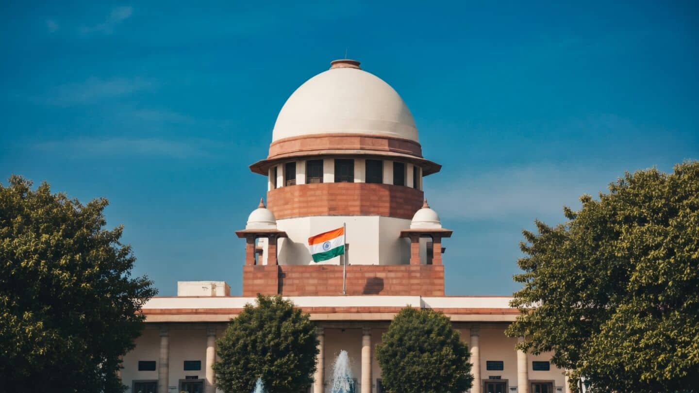 चुनाव आयुक्त कानून पर सुप्रीम कोर्ट का मंथन, बड़ी पीठ के पास भेजा जा सकता है मामला