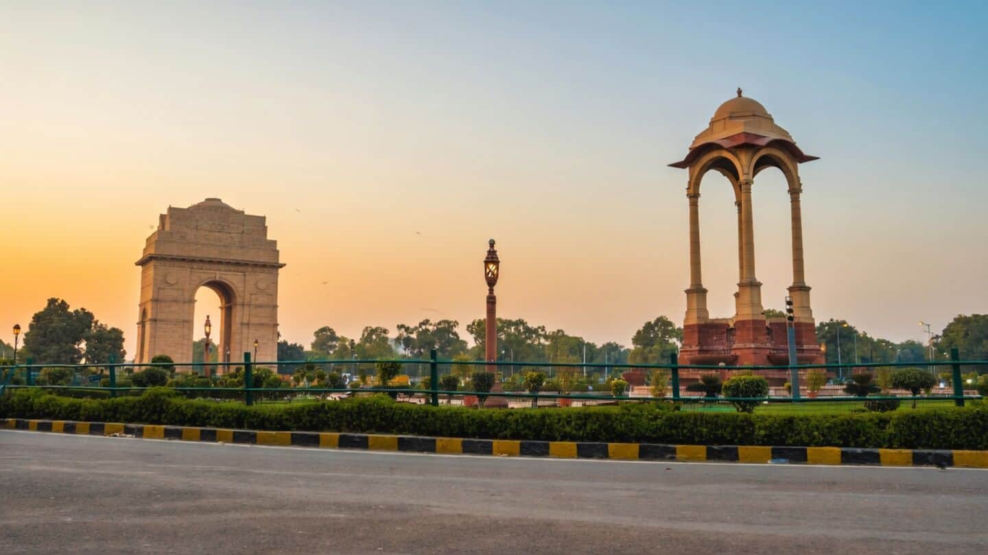 Delhi records 23°C minimum, slightly cooler than usual Monday