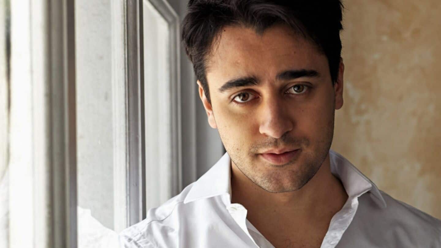 Actor Imran Khan challenges notice ordering him to leave India