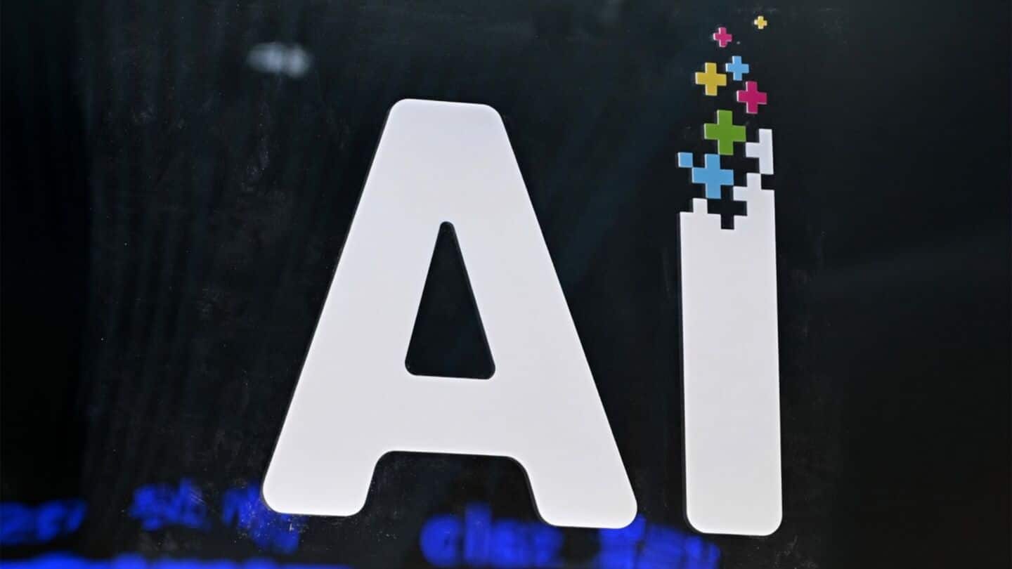 Alex Karp urges stronger AI regulation, floats nationalizing AI labs