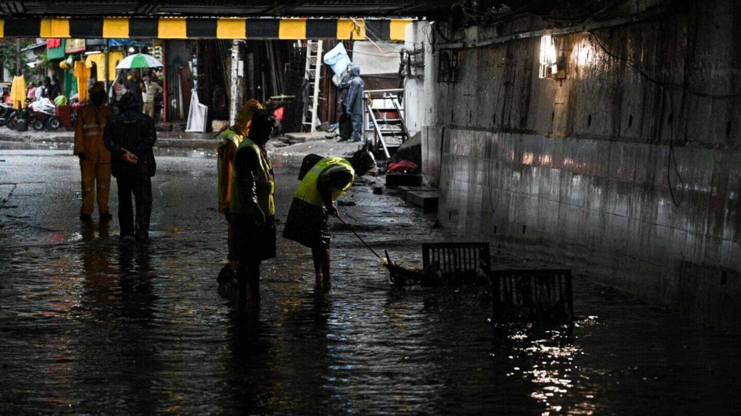 IMD issues red alert for extremely heavy rainfall in Maharashtra