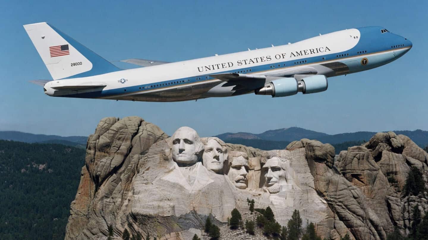 Boeing: Air Force One overruns top $3B, $280 million loss reported