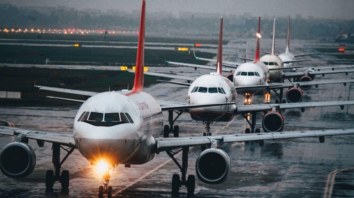 International jet fuel prices in India cut 27% helping airlines