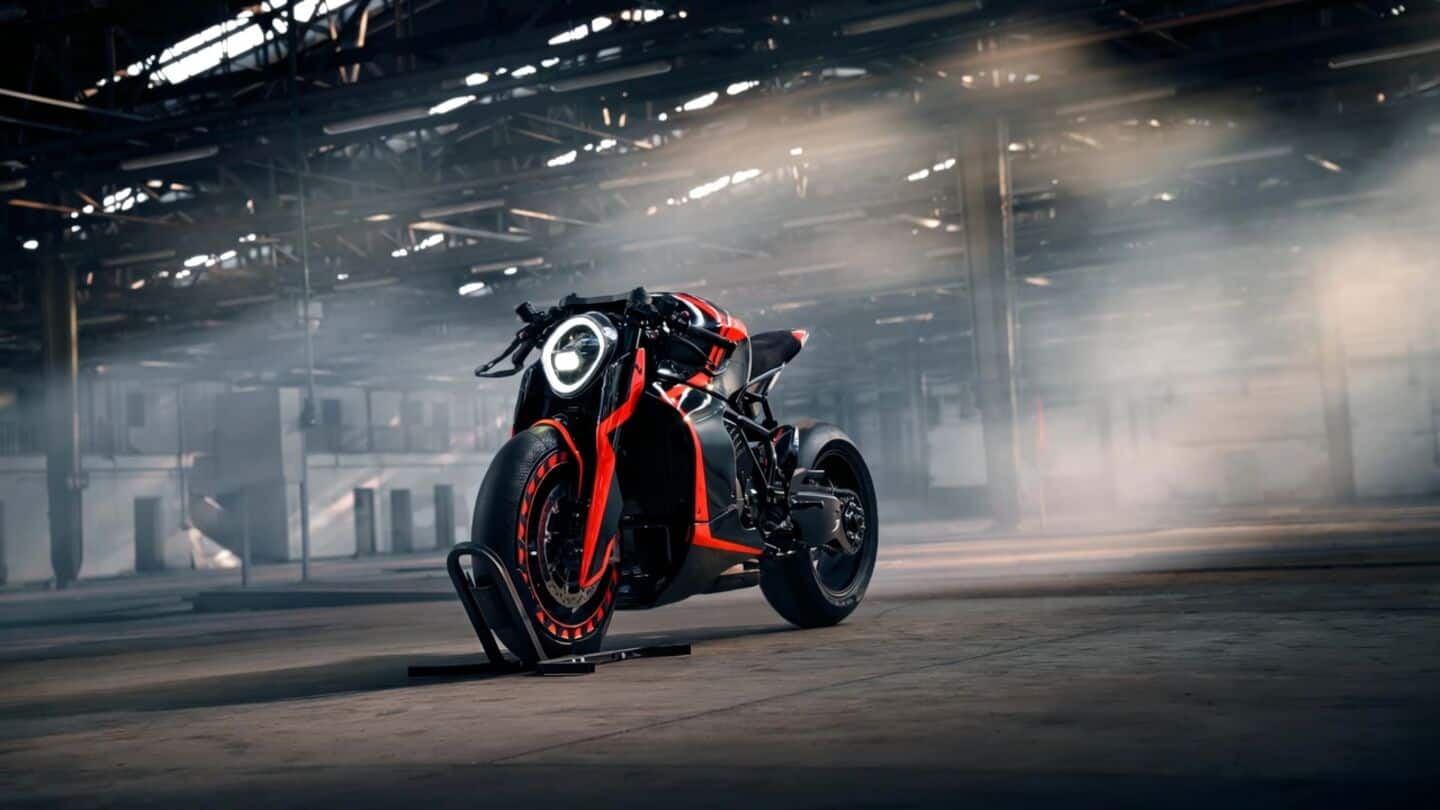 Diamond Atelier reveals DA#22 hyperbike at Goodwood Festival of Speed